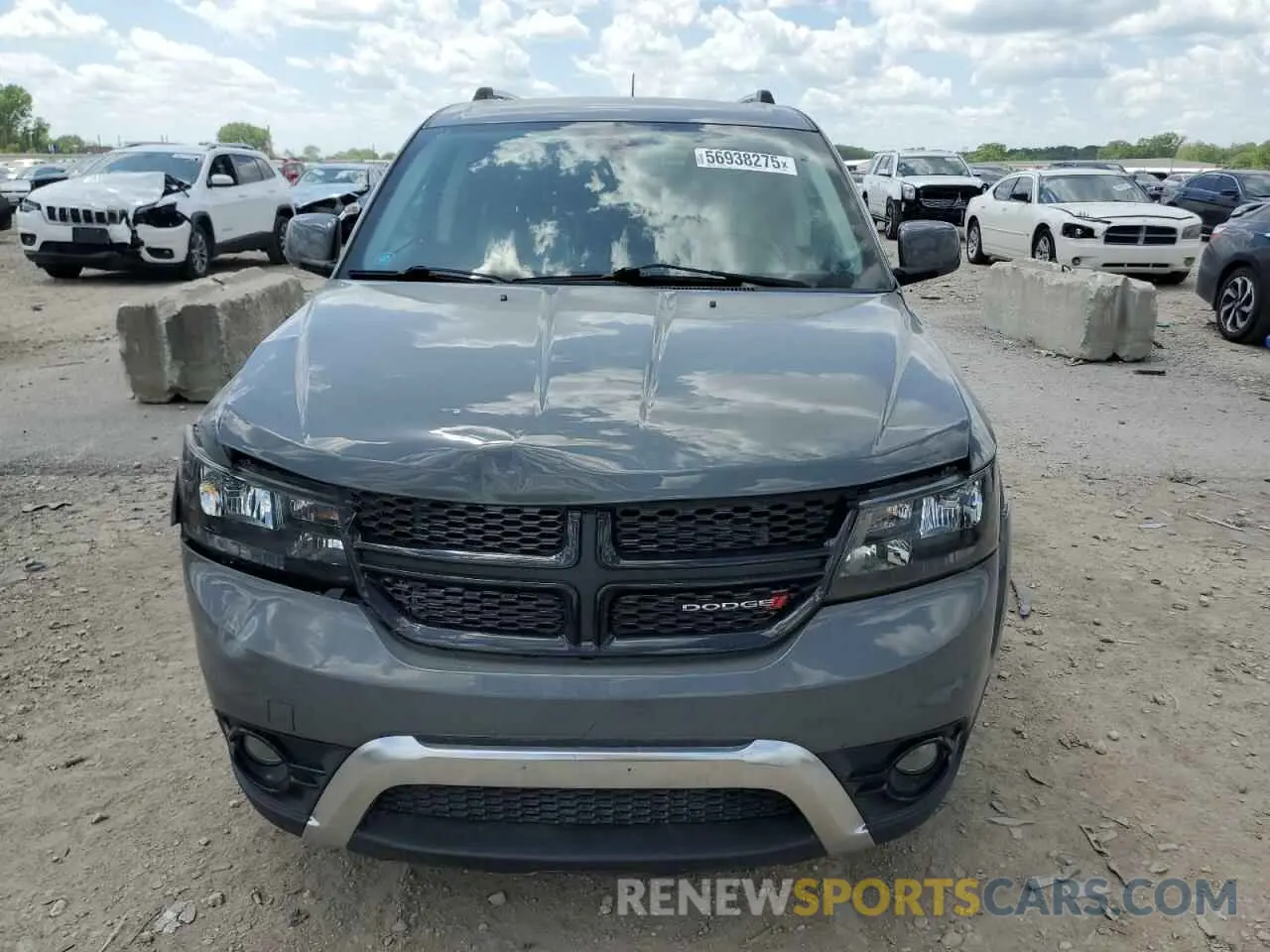 5 Photograph of a damaged car 3C4PDCGG1KT746390 DODGE JOURNEY 2019
