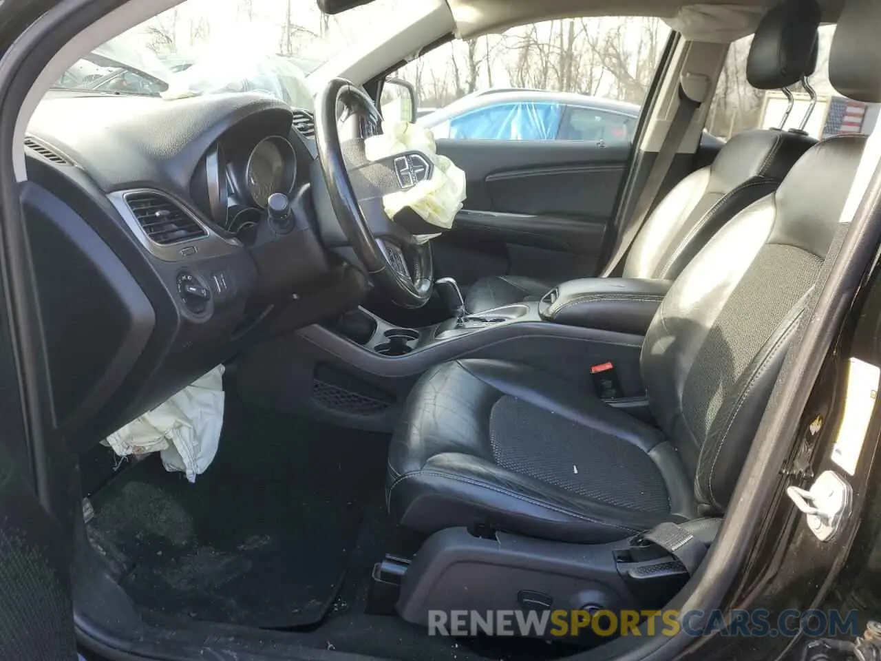7 Photograph of a damaged car 3C4PDCGG2KT841301 DODGE JOURNEY 2019