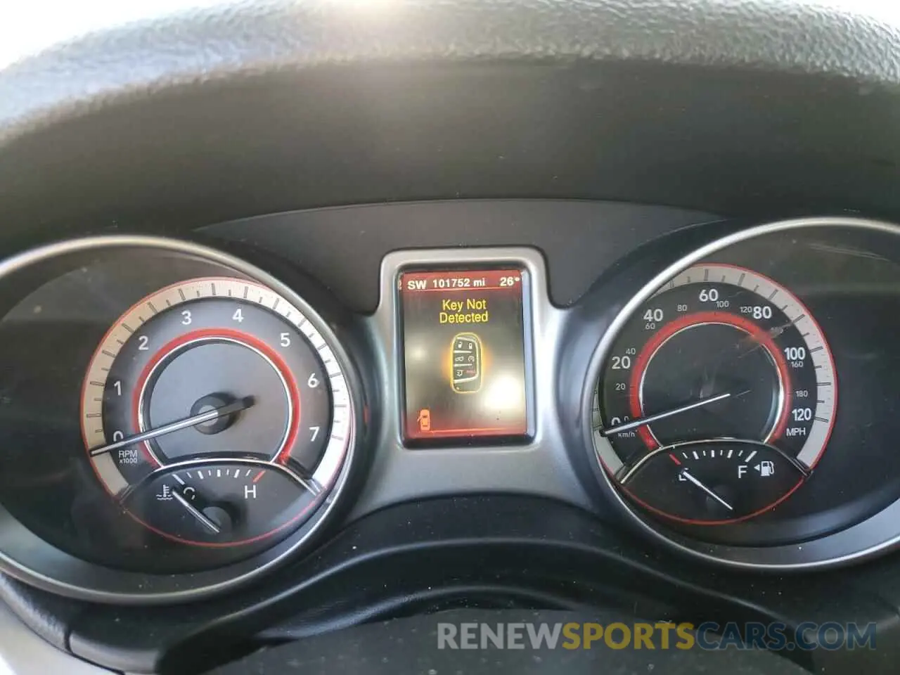 9 Photograph of a damaged car 3C4PDCGG2KT841301 DODGE JOURNEY 2019