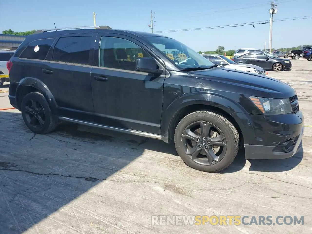 4 Photograph of a damaged car 3C4PDCGG4KT731432 DODGE JOURNEY 2019