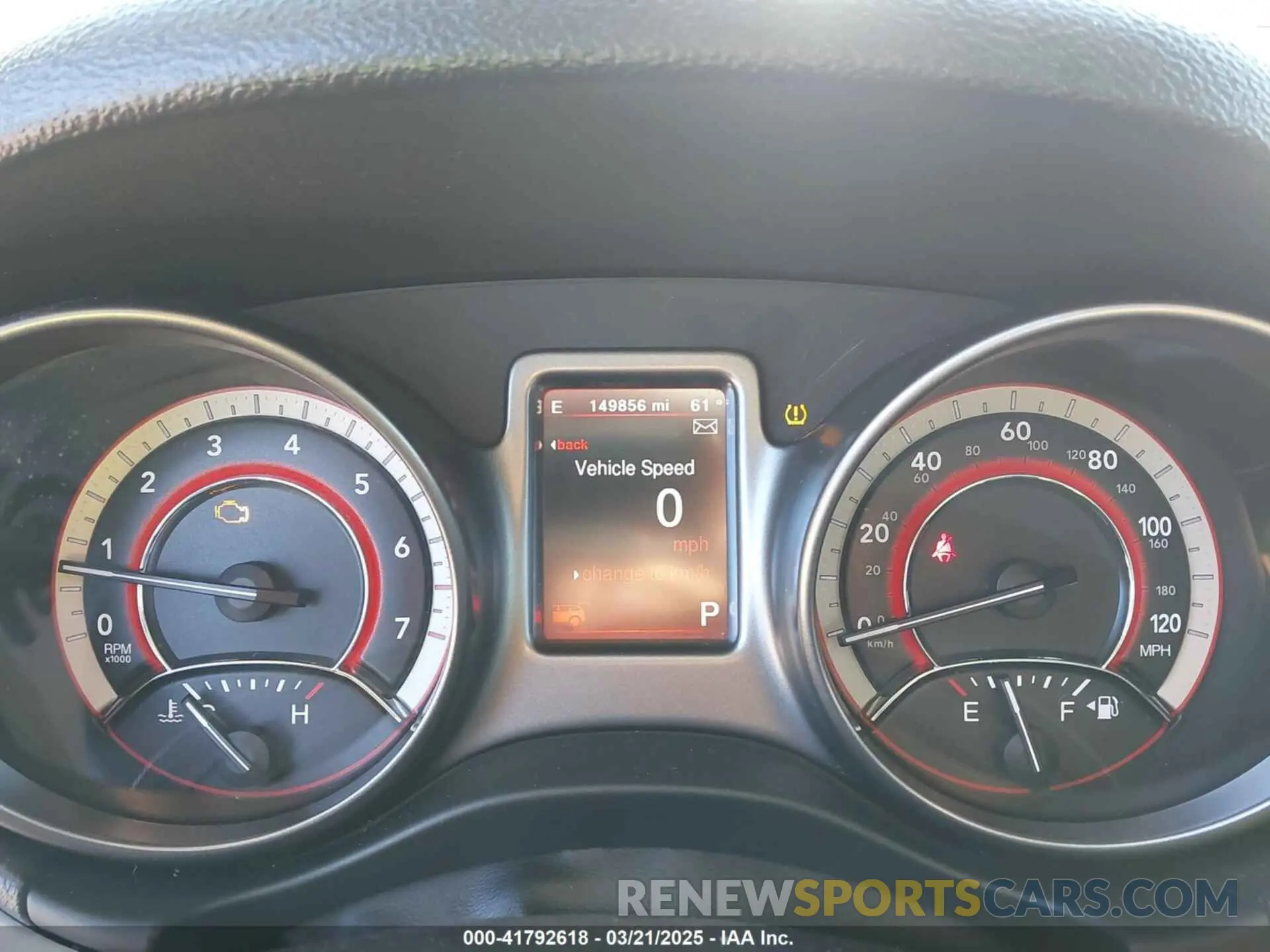 7 Photograph of a damaged car 3C4PDCGG6KT841317 DODGE JOURNEY 2019