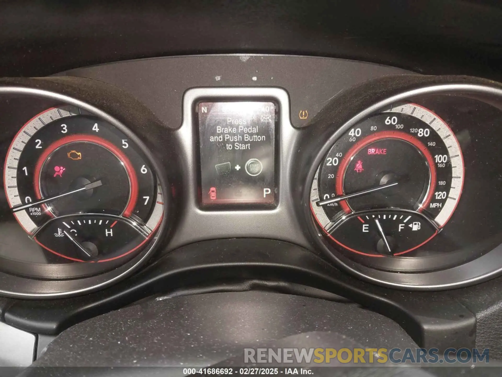 7 Photograph of a damaged car 3C4PDCGG7KT860748 DODGE JOURNEY 2019