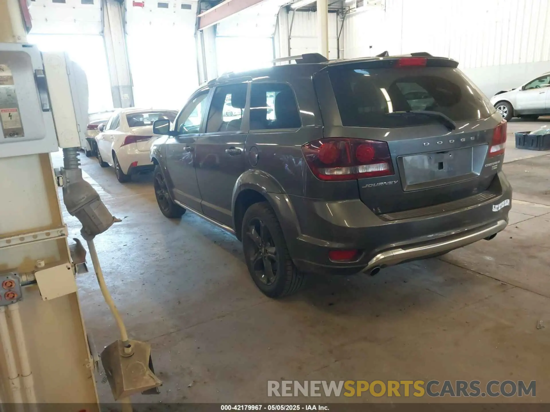 3 Фотография поврежденного автомобиля 3C4PDCGG9KT717767 DODGE JOURNEY 2019
