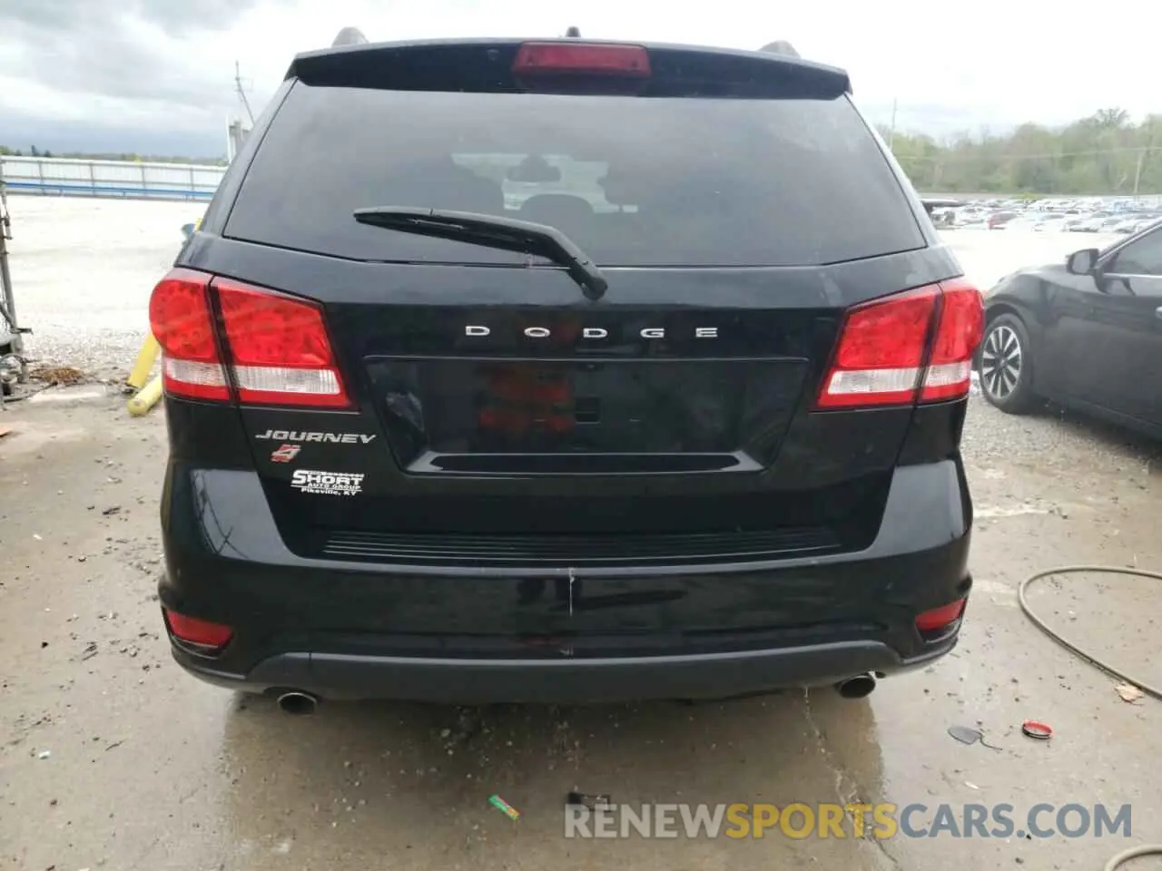 6 Photograph of a damaged car 3C4PDDBG3KT752169 DODGE JOURNEY 2019