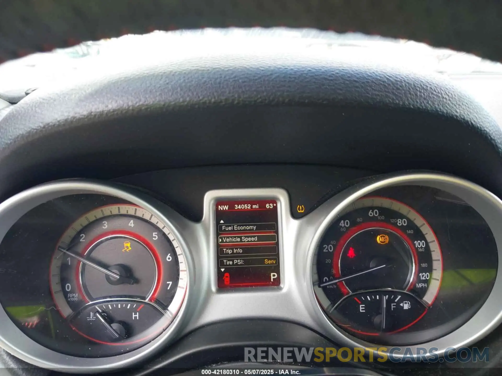 7 Photograph of a damaged car 3C4PDDEG1KT687933 DODGE JOURNEY 2019