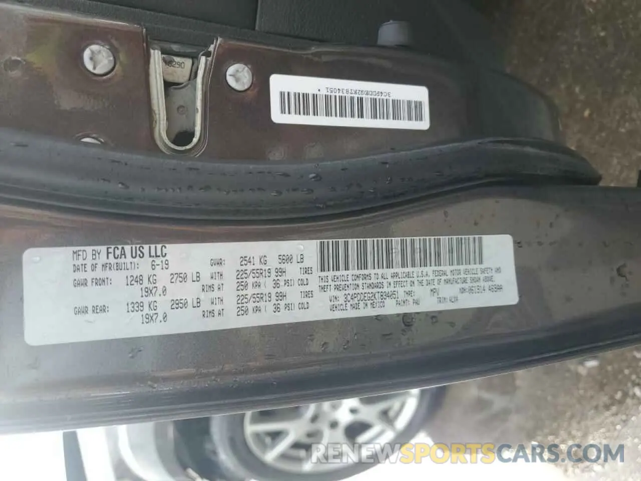 14 Photograph of a damaged car 3C4PDDEG2KT834051 DODGE JOURNEY 2019