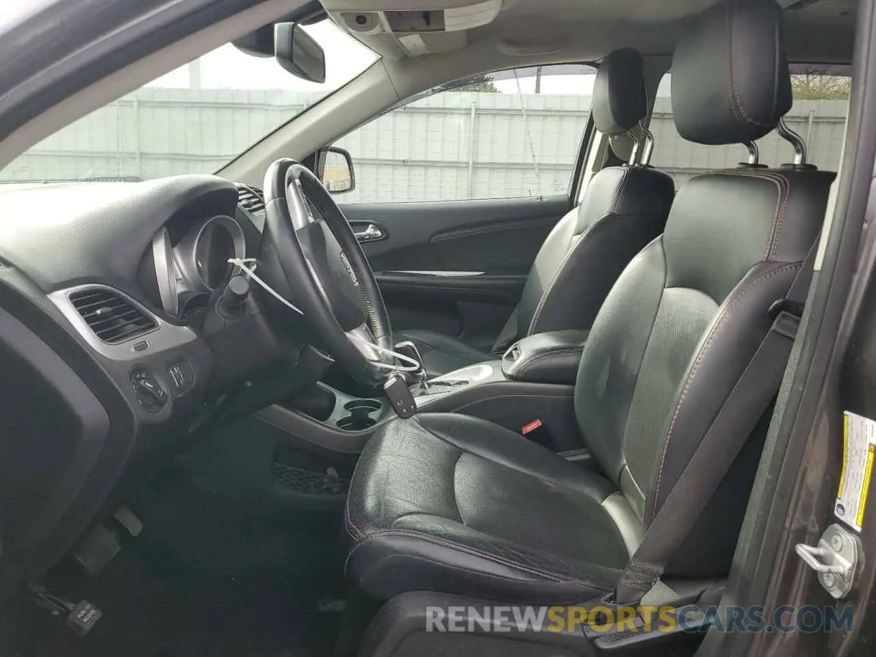 7 Photograph of a damaged car 3C4PDDEG2KT834051 DODGE JOURNEY 2019