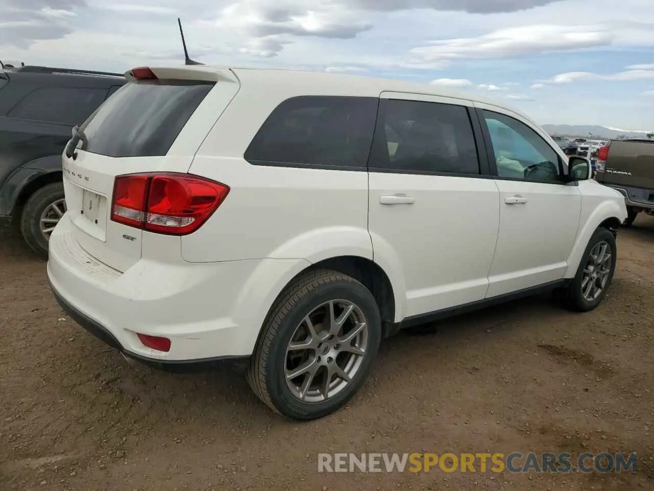 3 Фотография поврежденного автомобиля 3C4PDDEG3KT874350 DODGE JOURNEY 2019