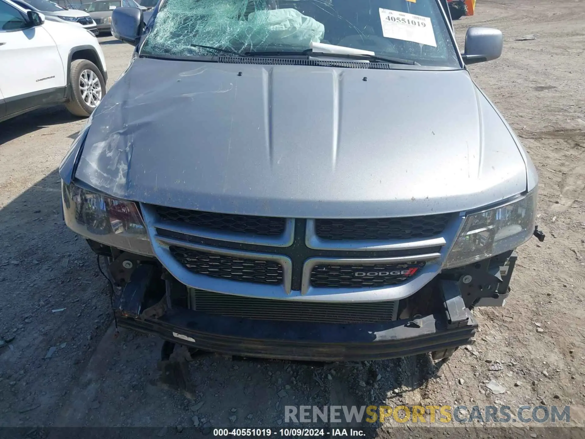 13 Photograph of a damaged car 3C4PDDEG6KT764702 DODGE JOURNEY 2019