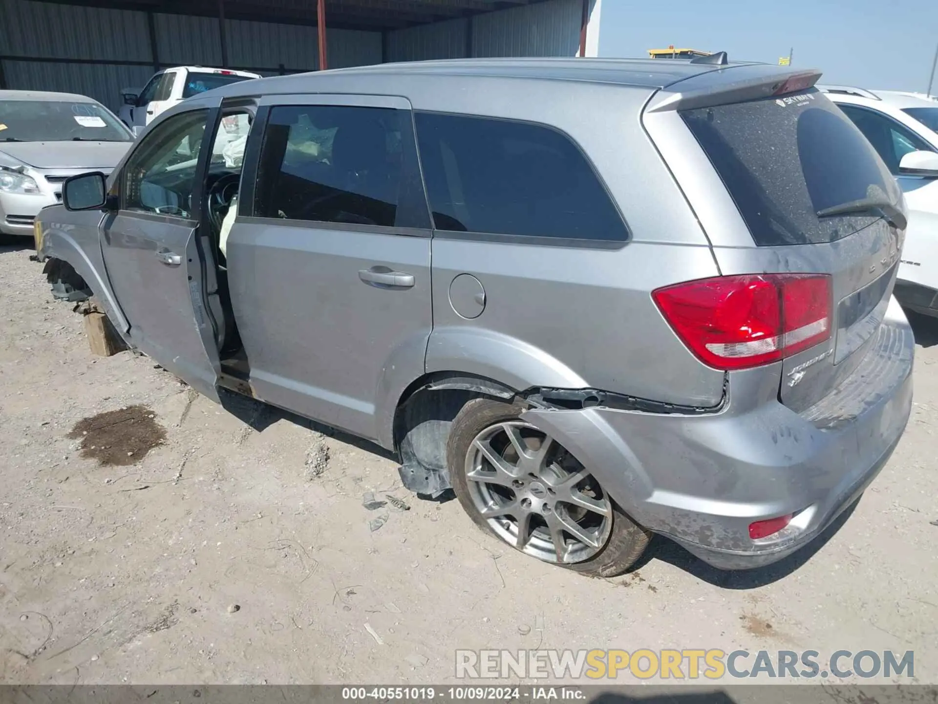 3 Photograph of a damaged car 3C4PDDEG6KT764702 DODGE JOURNEY 2019