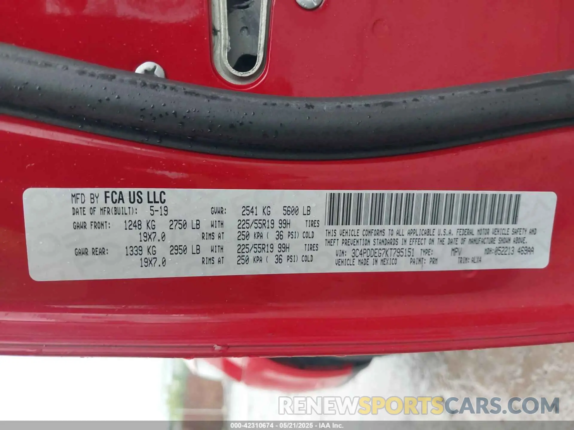 9 Фотография поврежденного автомобиля 3C4PDDEG7KT795151 DODGE JOURNEY 2019