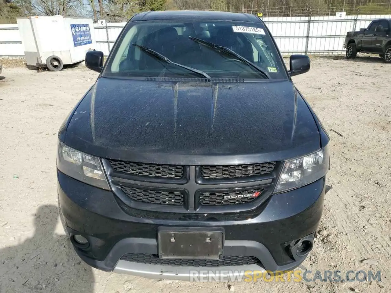 5 Photograph of a damaged car 3C4PDDEG8KT758982 DODGE JOURNEY 2019