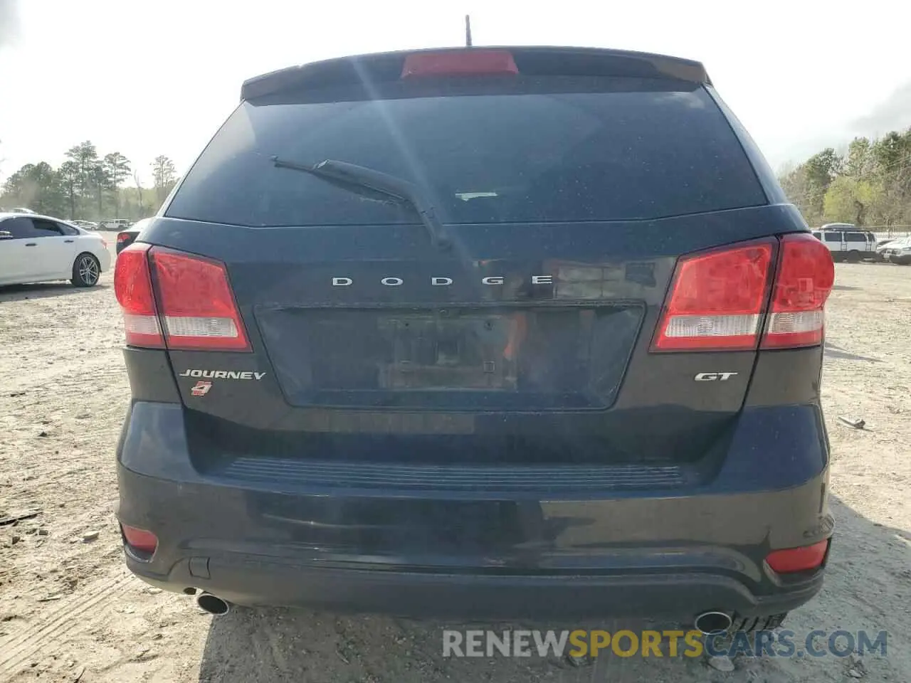 6 Photograph of a damaged car 3C4PDDEG8KT758982 DODGE JOURNEY 2019