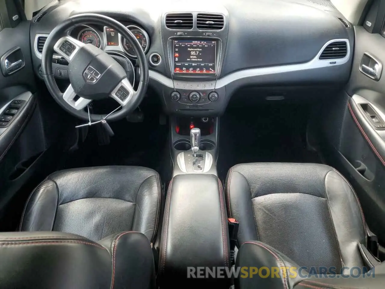 8 Photograph of a damaged car 3C4PDDEG8KT758982 DODGE JOURNEY 2019