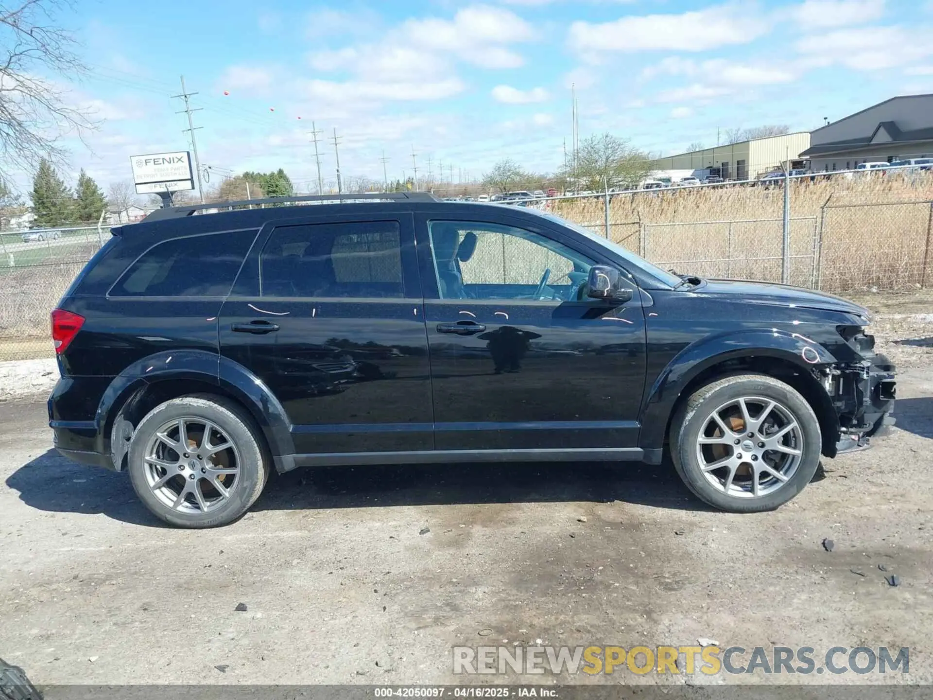 14 Photograph of a damaged car 3C4PDDEG9KT687890 DODGE JOURNEY 2019