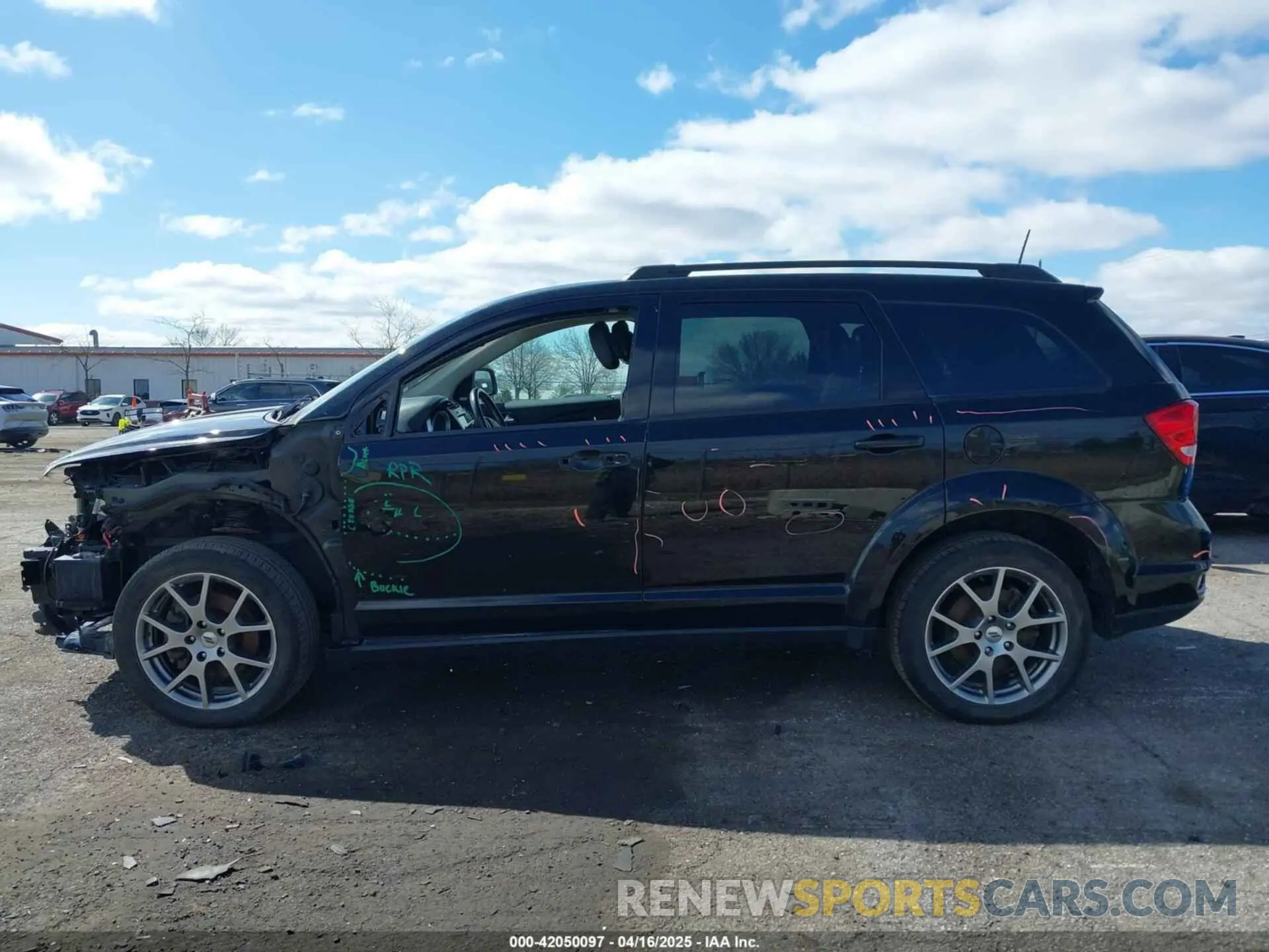 15 Photograph of a damaged car 3C4PDDEG9KT687890 DODGE JOURNEY 2019