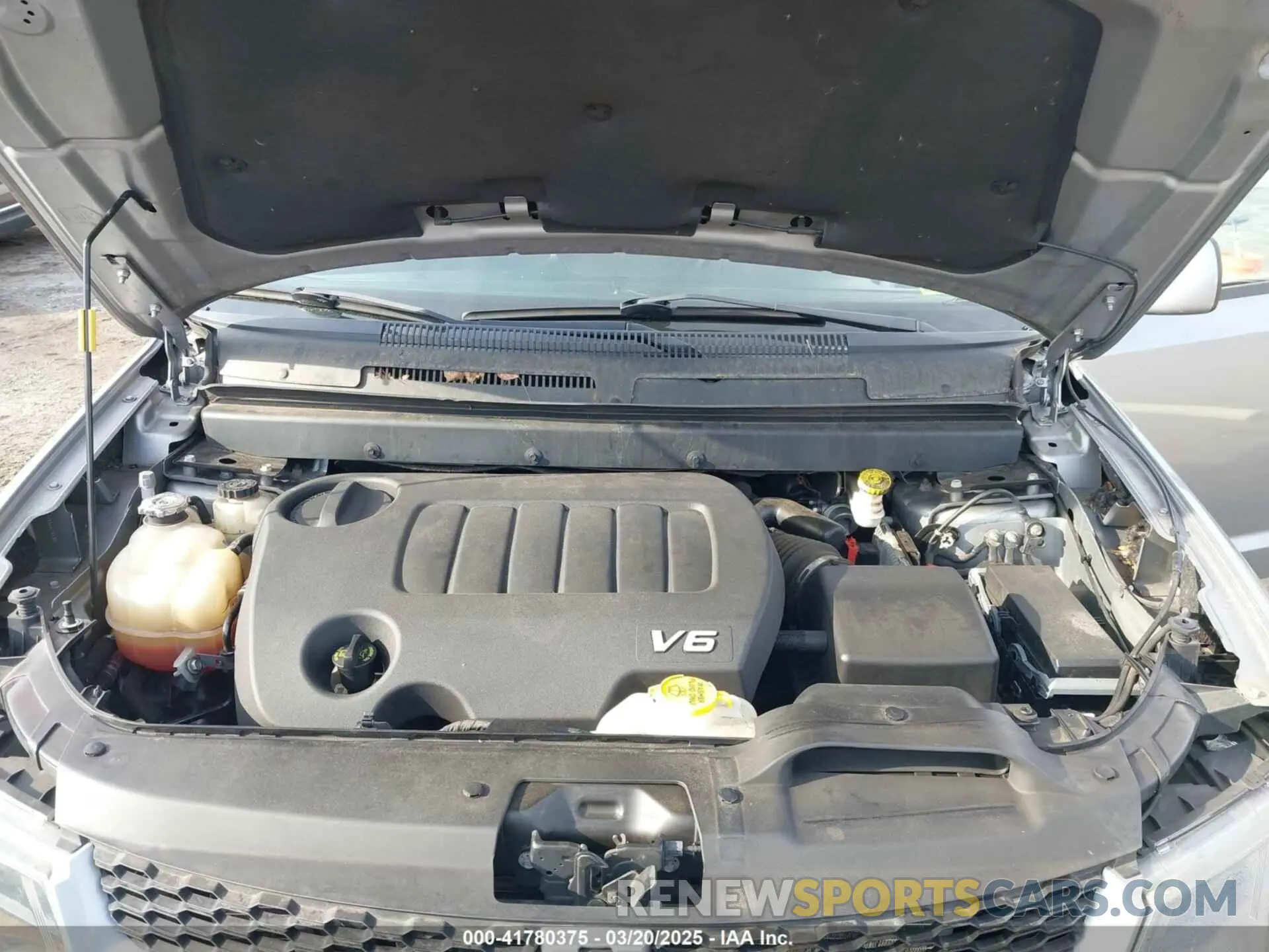 10 Photograph of a damaged car 3C4PDDEG9KT764693 DODGE JOURNEY 2019
