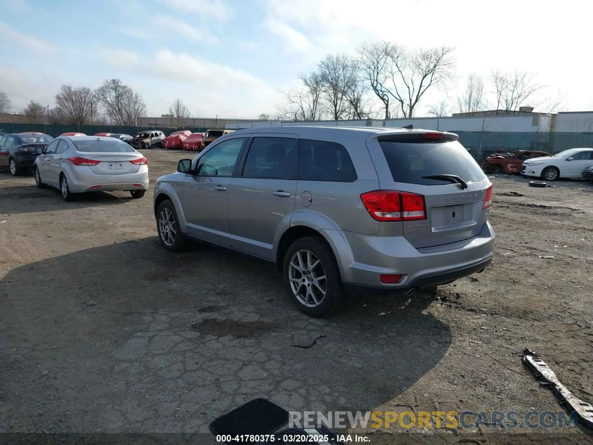 3 Photograph of a damaged car 3C4PDDEG9KT764693 DODGE JOURNEY 2019