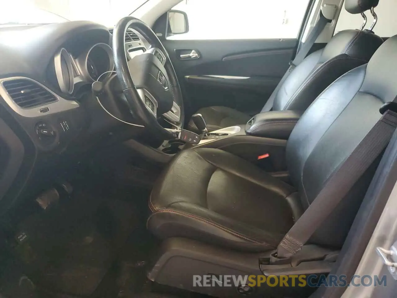 7 Фотография поврежденного автомобиля 3C4PDDEG9KT857200 DODGE JOURNEY 2019