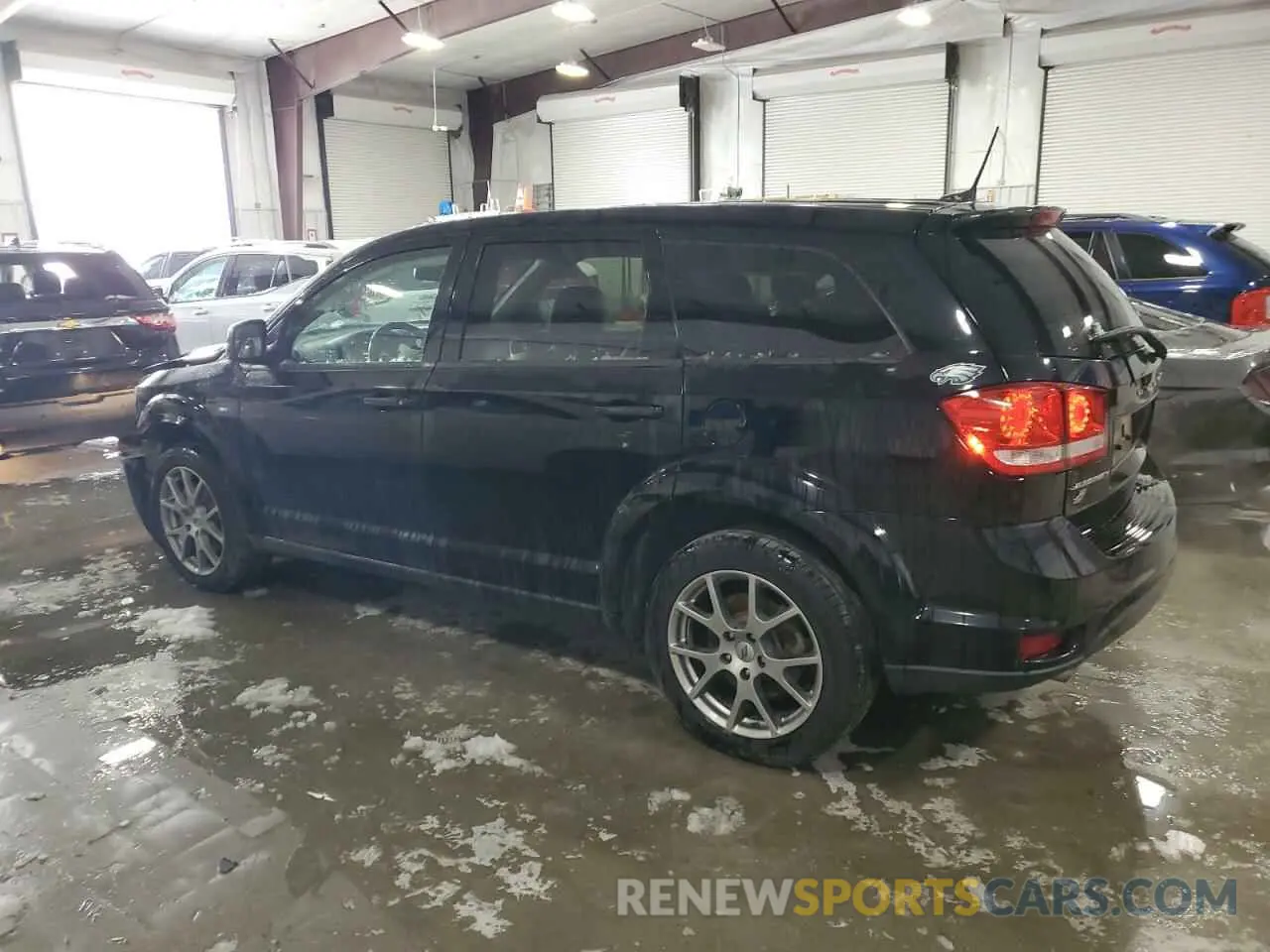 2 Photograph of a damaged car 3C4PDDEGXKT794804 DODGE JOURNEY 2019