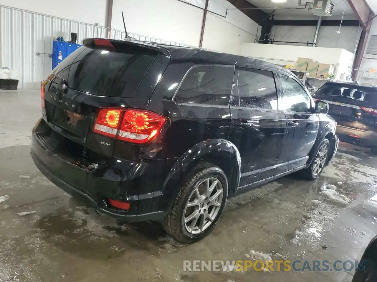 3 Photograph of a damaged car 3C4PDDEGXKT794804 DODGE JOURNEY 2019
