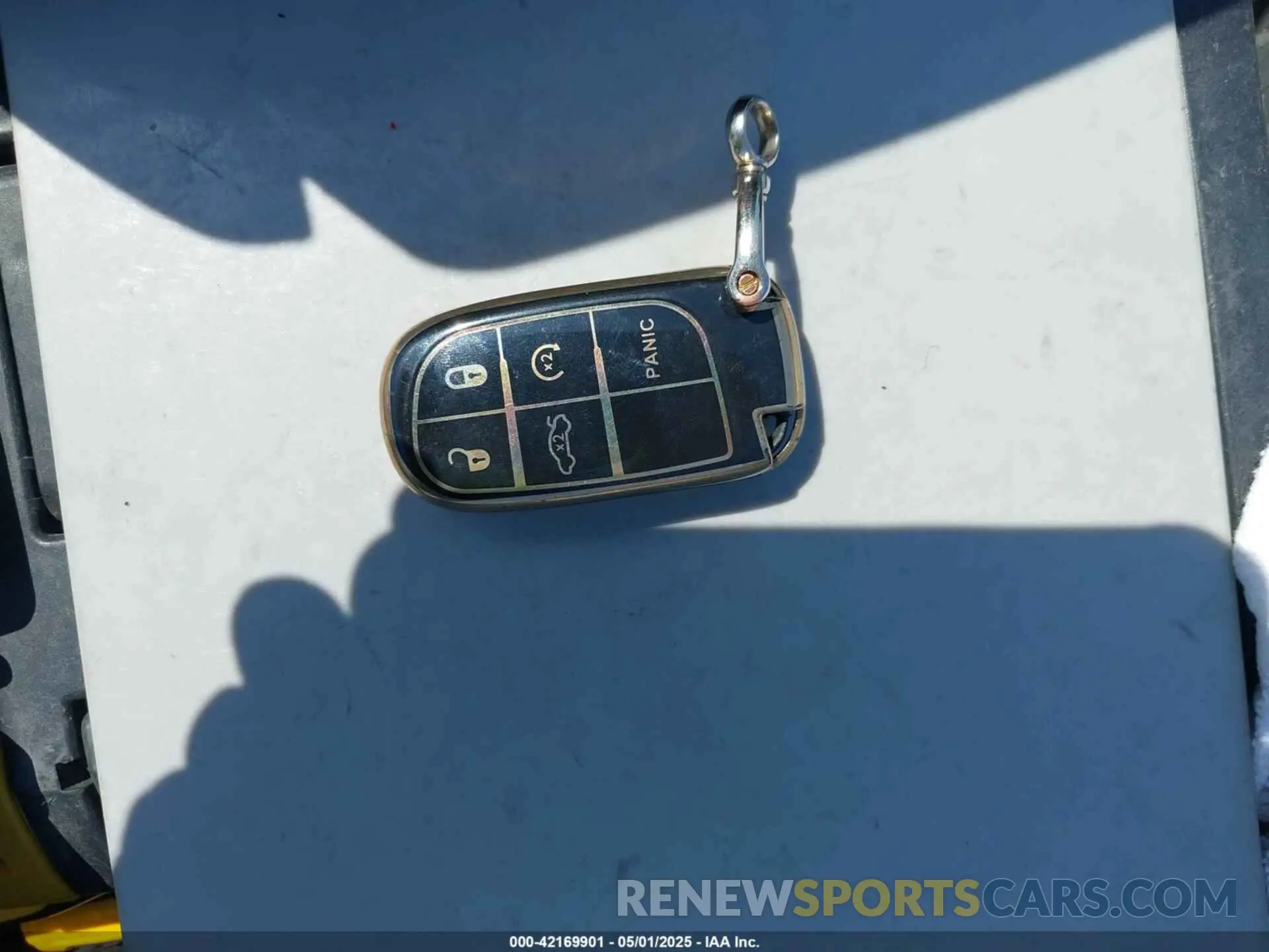 11 Photograph of a damaged car 3C4PDDGG3KT779770 DODGE JOURNEY 2019