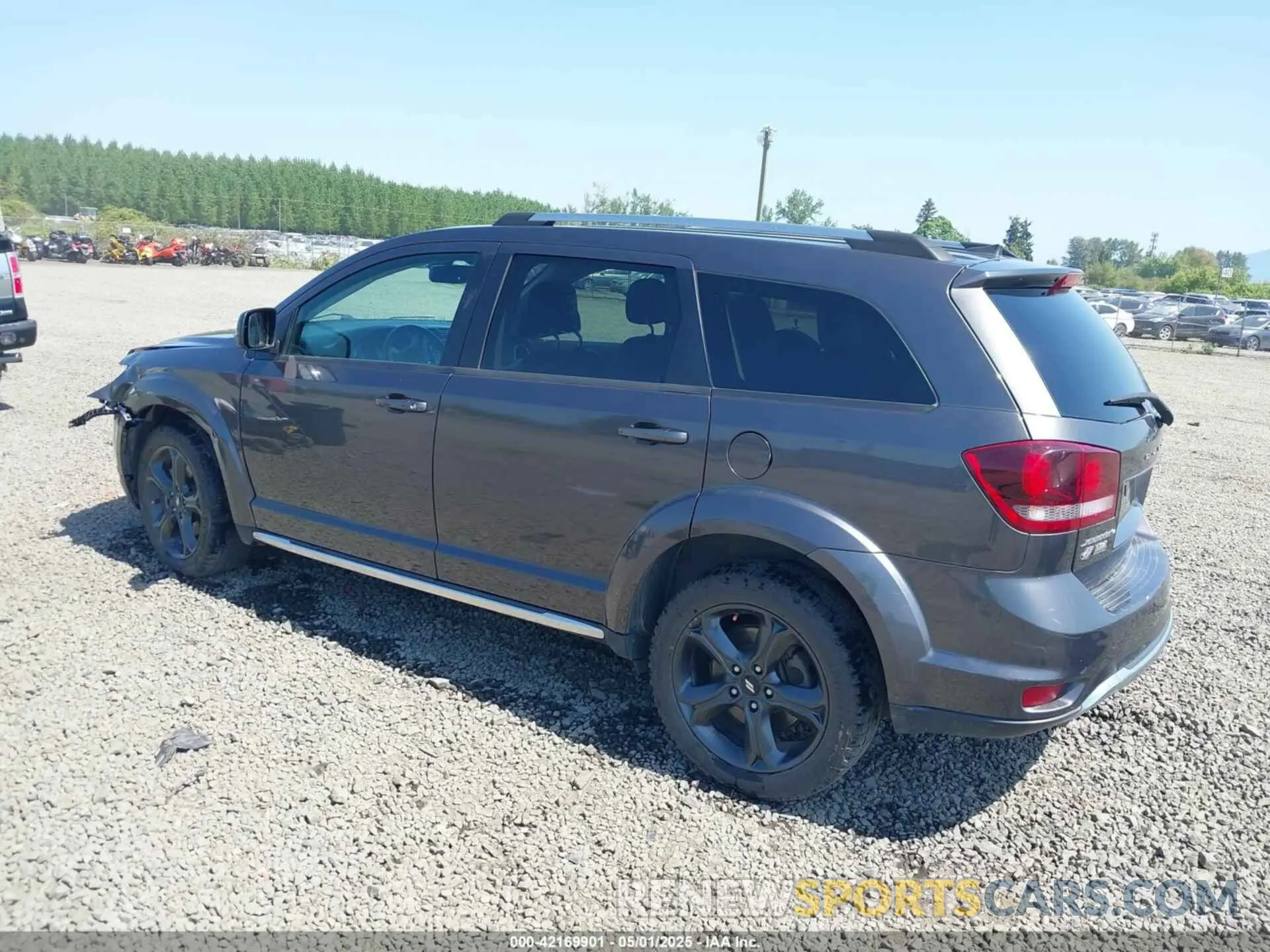 3 Photograph of a damaged car 3C4PDDGG3KT779770 DODGE JOURNEY 2019