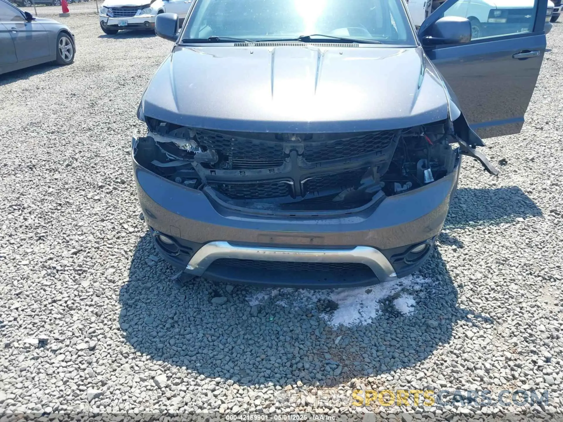 6 Photograph of a damaged car 3C4PDDGG3KT779770 DODGE JOURNEY 2019
