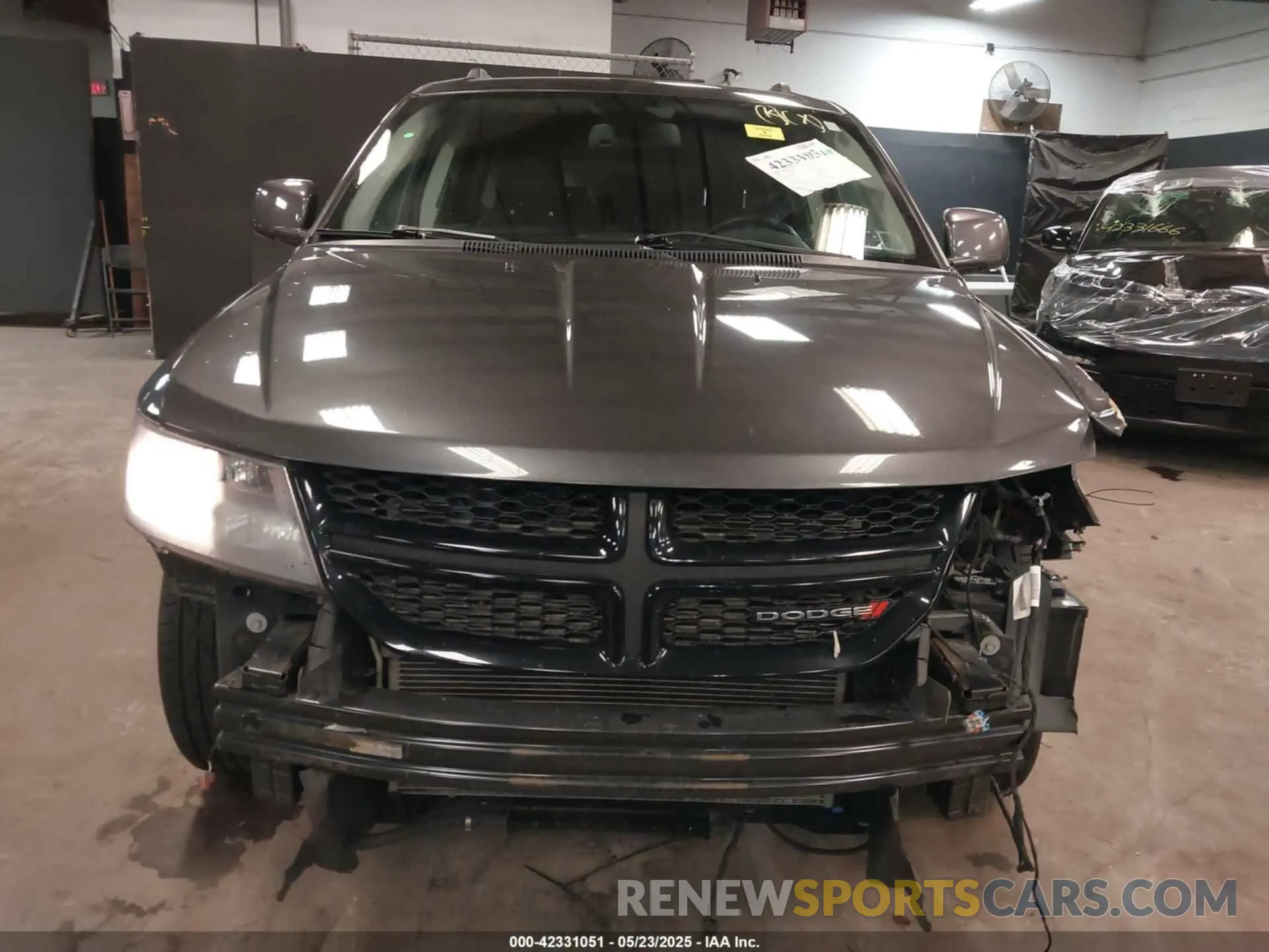 13 Photograph of a damaged car 3C4PDDGG5KT759262 DODGE JOURNEY 2019
