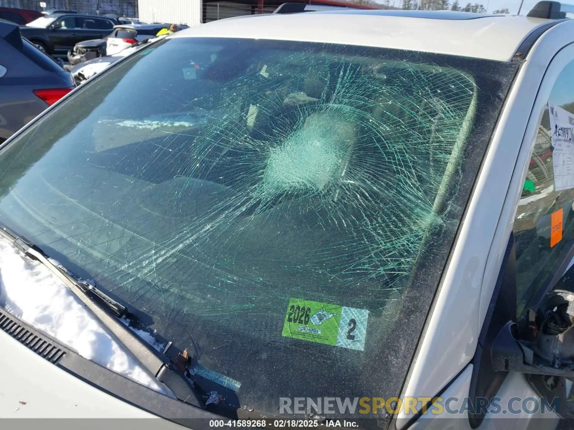 21 Photograph of a damaged car 3C4PDDGG8KT752046 DODGE JOURNEY 2019