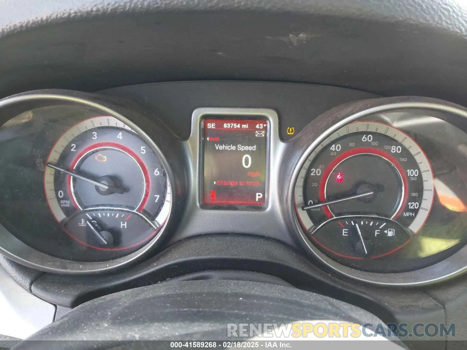 7 Photograph of a damaged car 3C4PDDGG8KT752046 DODGE JOURNEY 2019