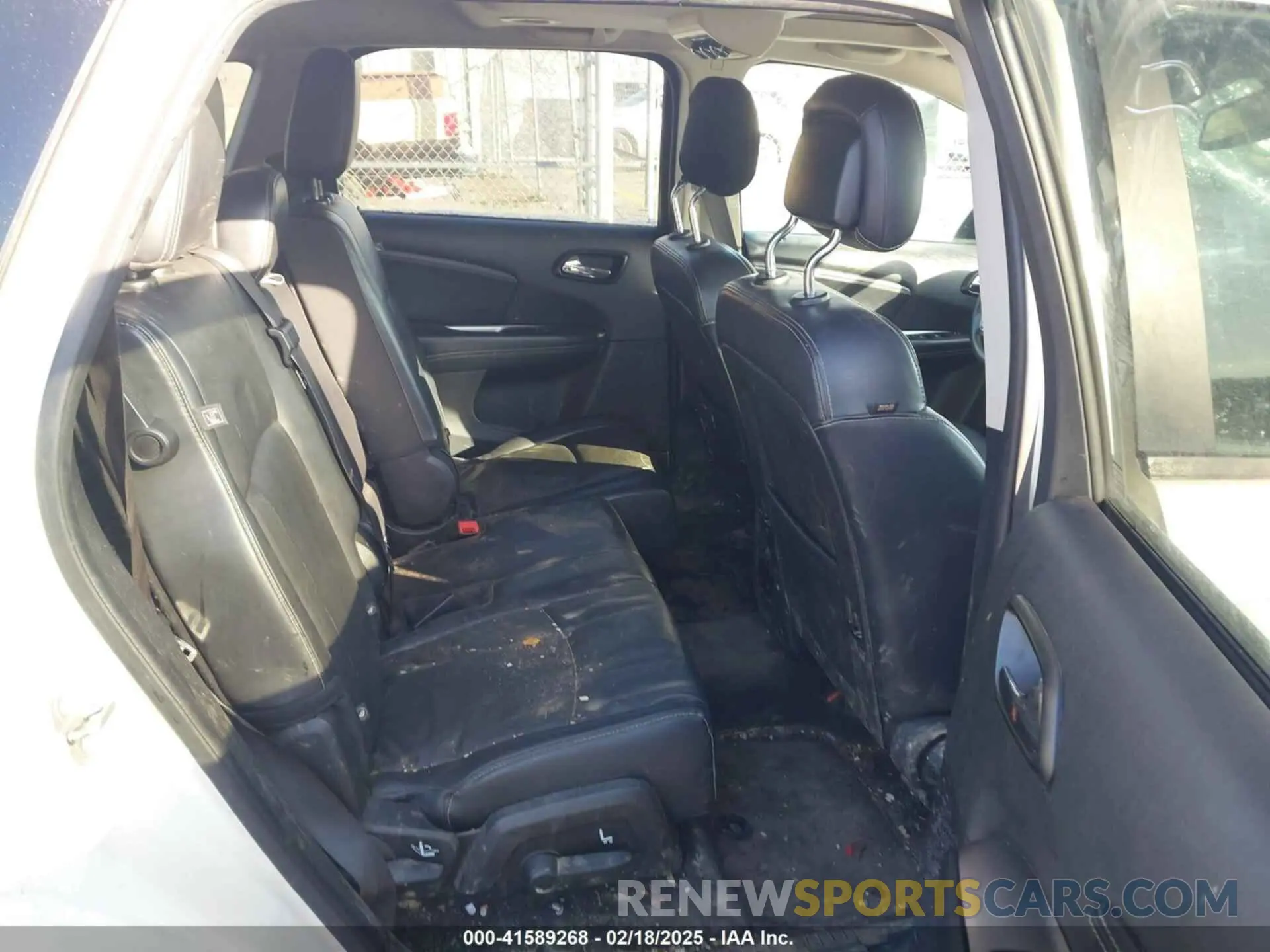 8 Photograph of a damaged car 3C4PDDGG8KT752046 DODGE JOURNEY 2019