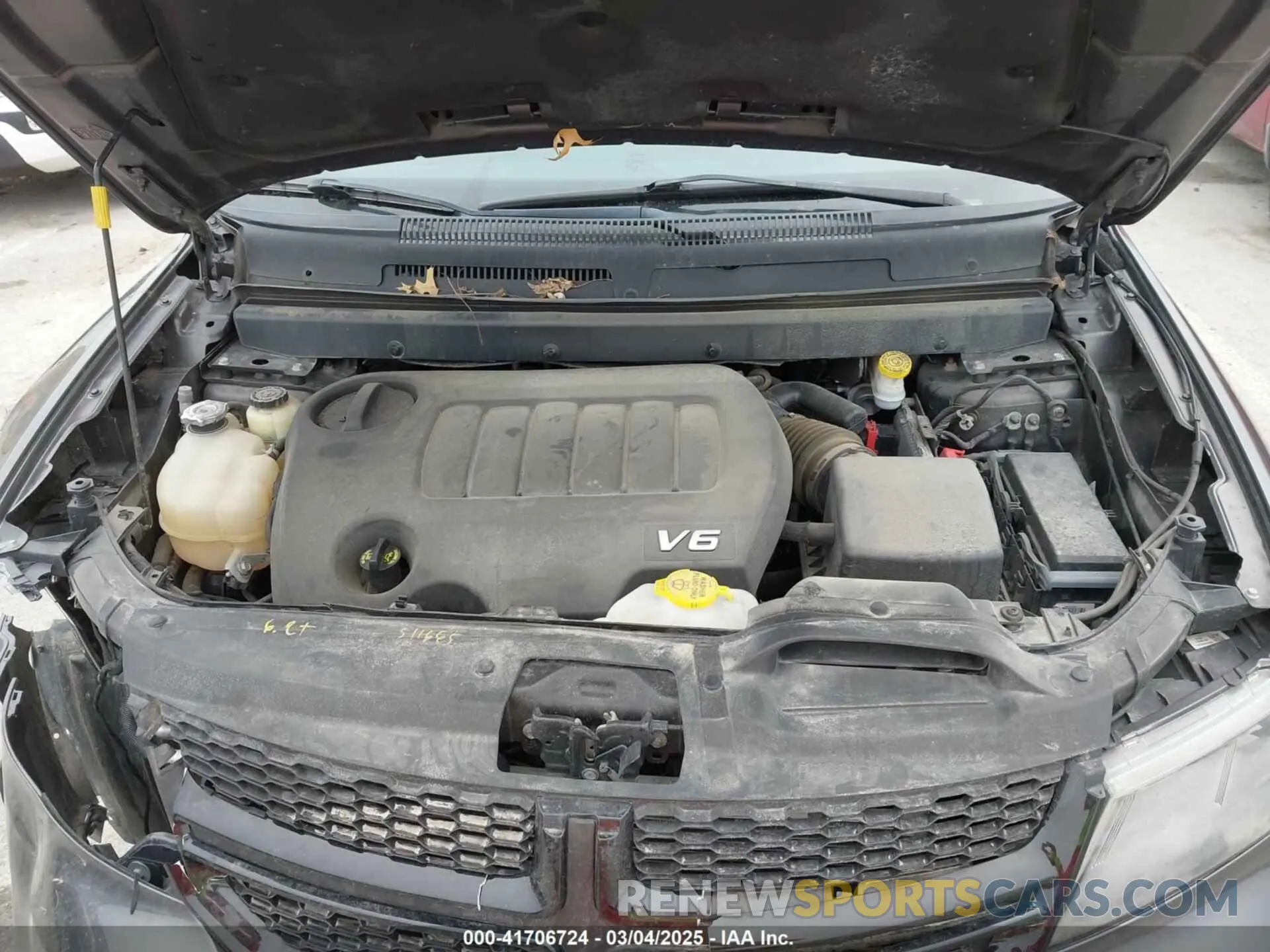 10 Photograph of a damaged car 3C4PDDGG8KT861901 DODGE JOURNEY 2019