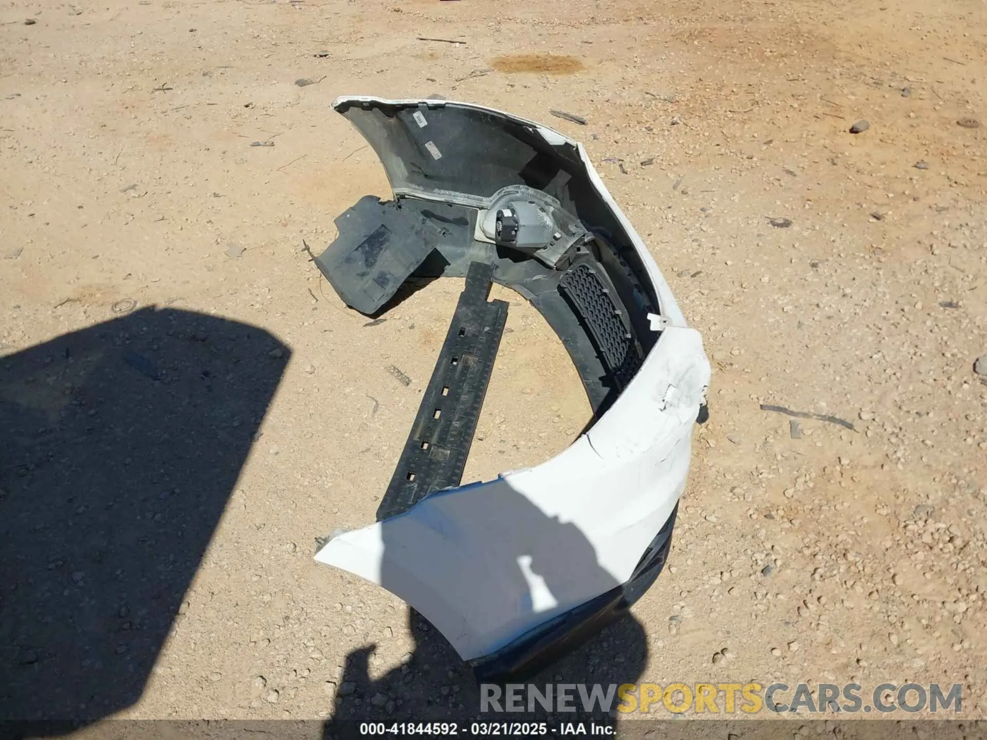 12 Photograph of a damaged car 3C4PDDGG9KT848915 DODGE JOURNEY 2019