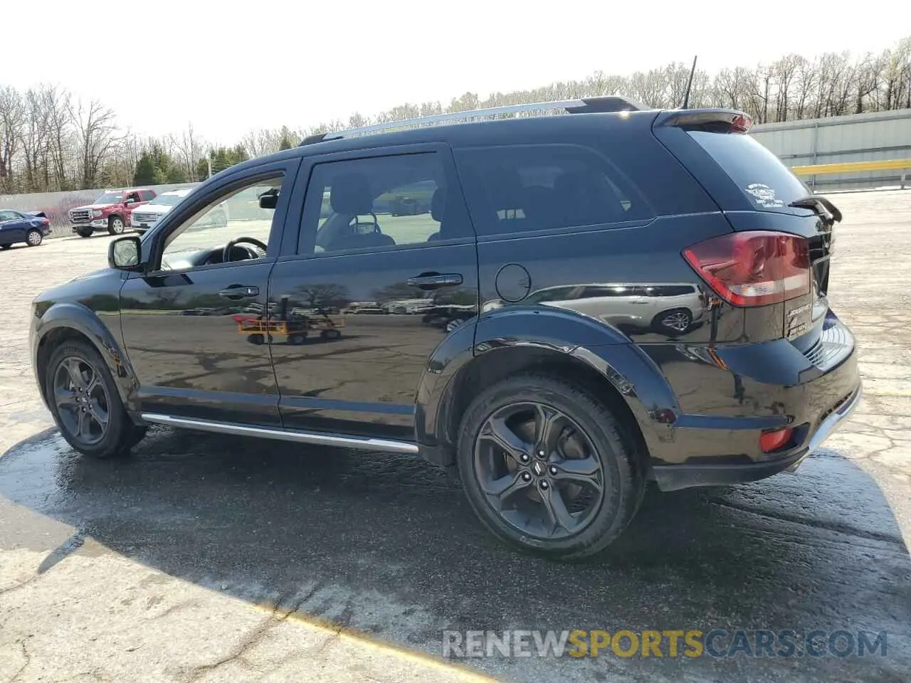 2 Photograph of a damaged car 3C4PDDGGXKT779846 DODGE JOURNEY 2019
