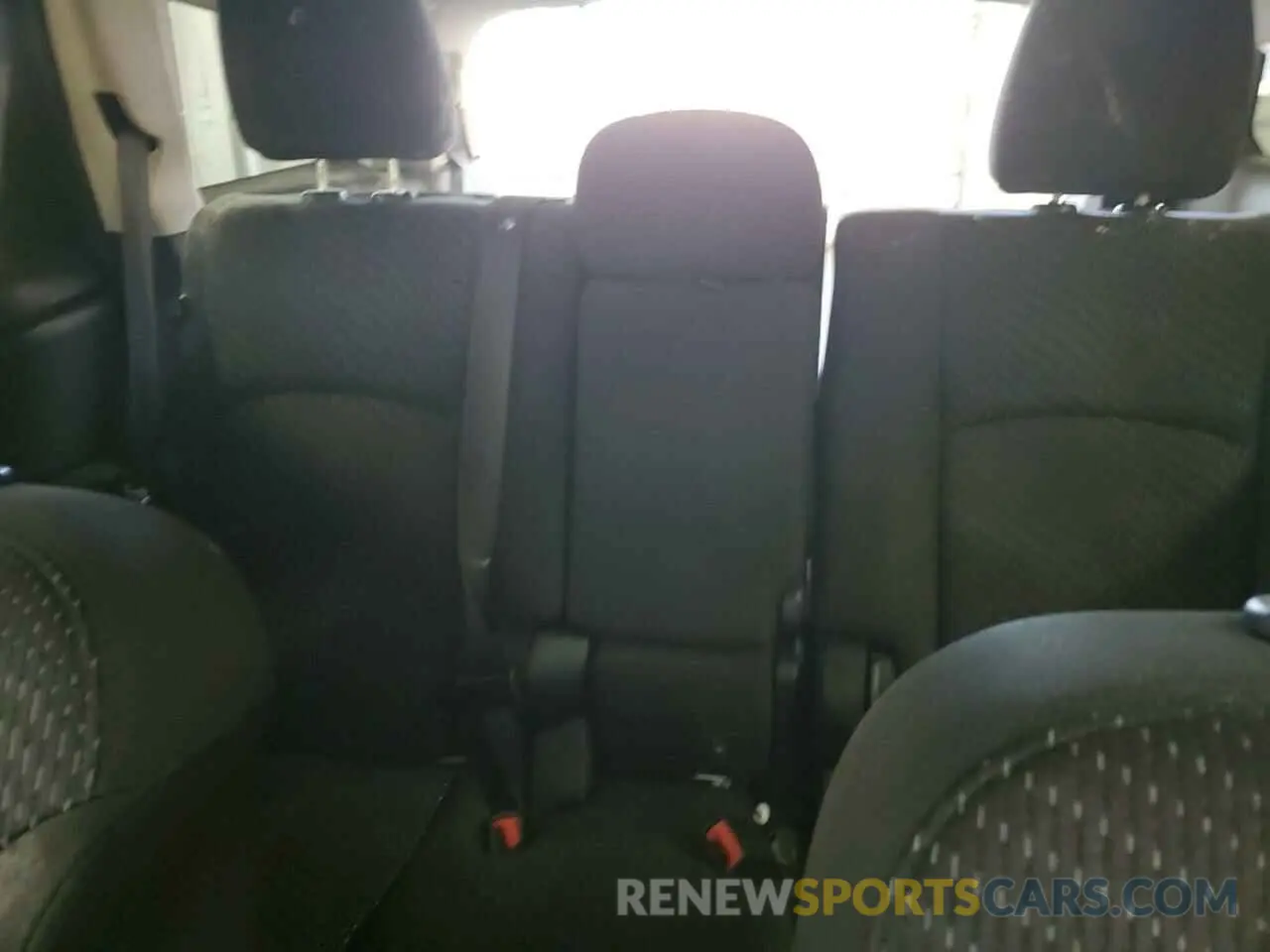 10 Фотография поврежденного автомобиля 3C4PDCAB0LT235784 DODGE JOURNEY 2020
