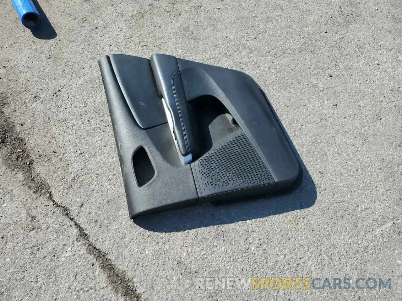 13 Photograph of a damaged car 3C4PDCAB0LT249541 DODGE JOURNEY 2020