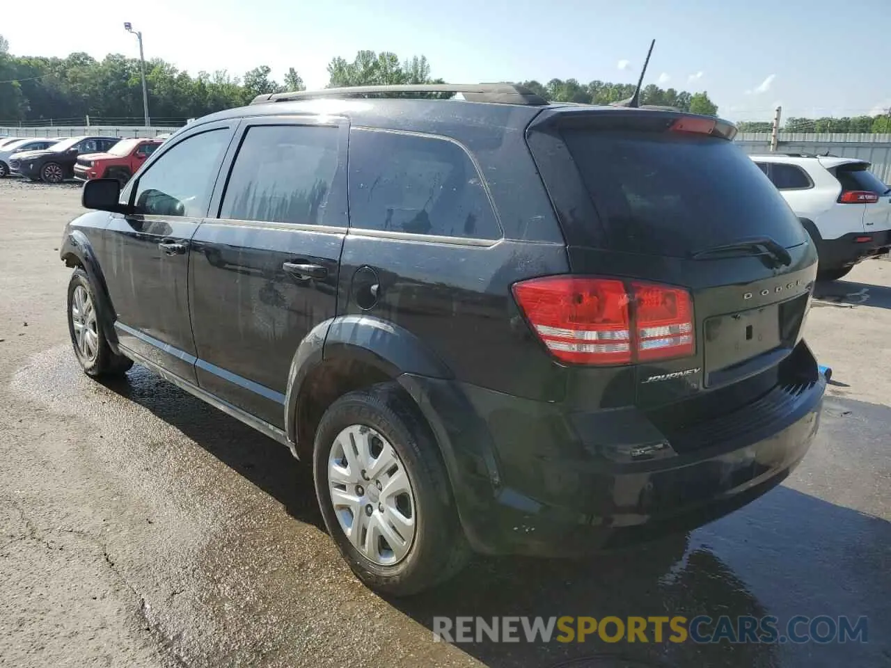 2 Photograph of a damaged car 3C4PDCAB0LT249541 DODGE JOURNEY 2020
