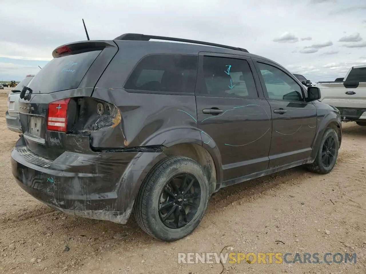 3 Photograph of a damaged car 3C4PDCAB0LT260815 DODGE JOURNEY 2020