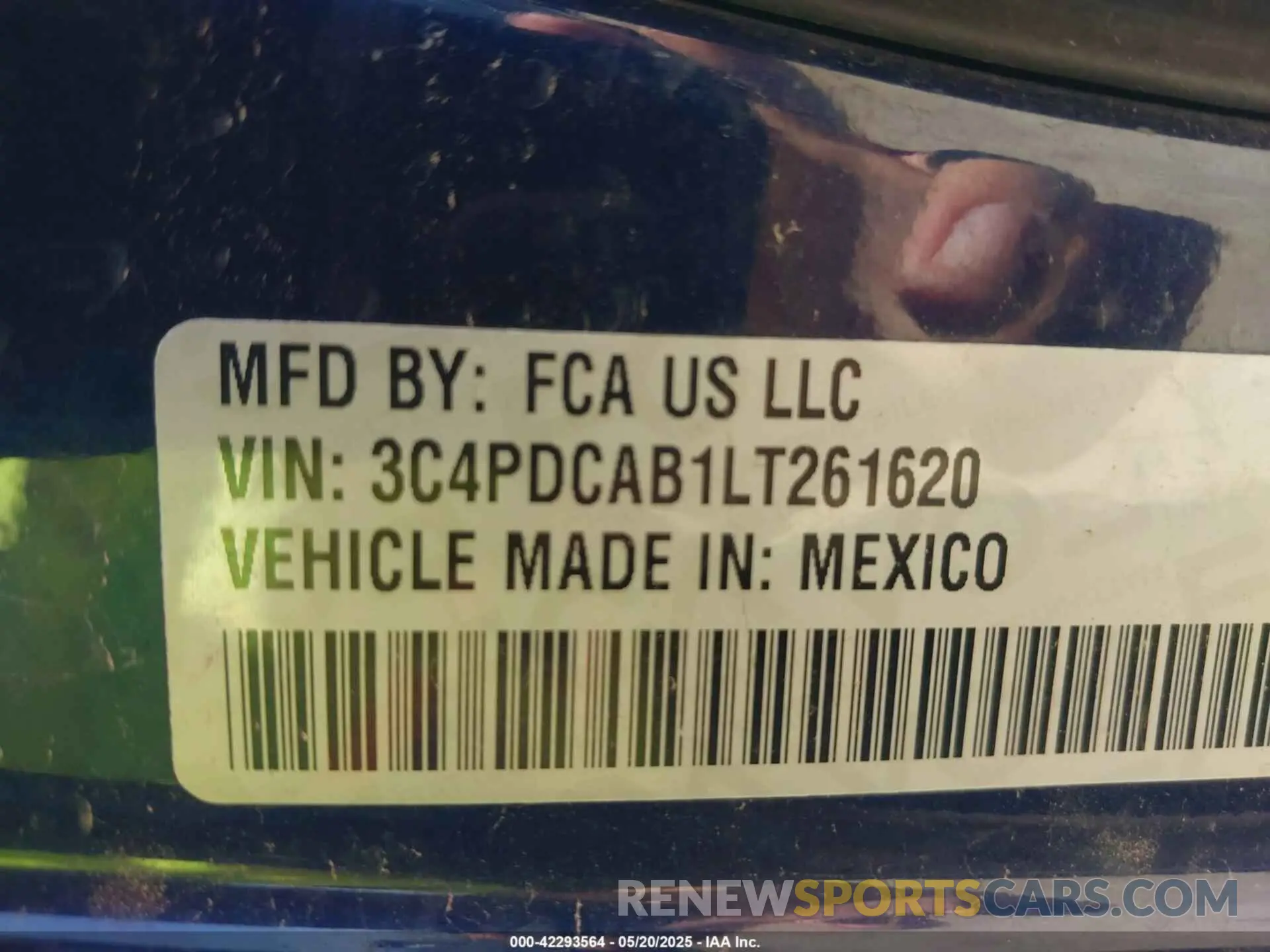 9 Photograph of a damaged car 3C4PDCAB1LT261620 DODGE JOURNEY 2020