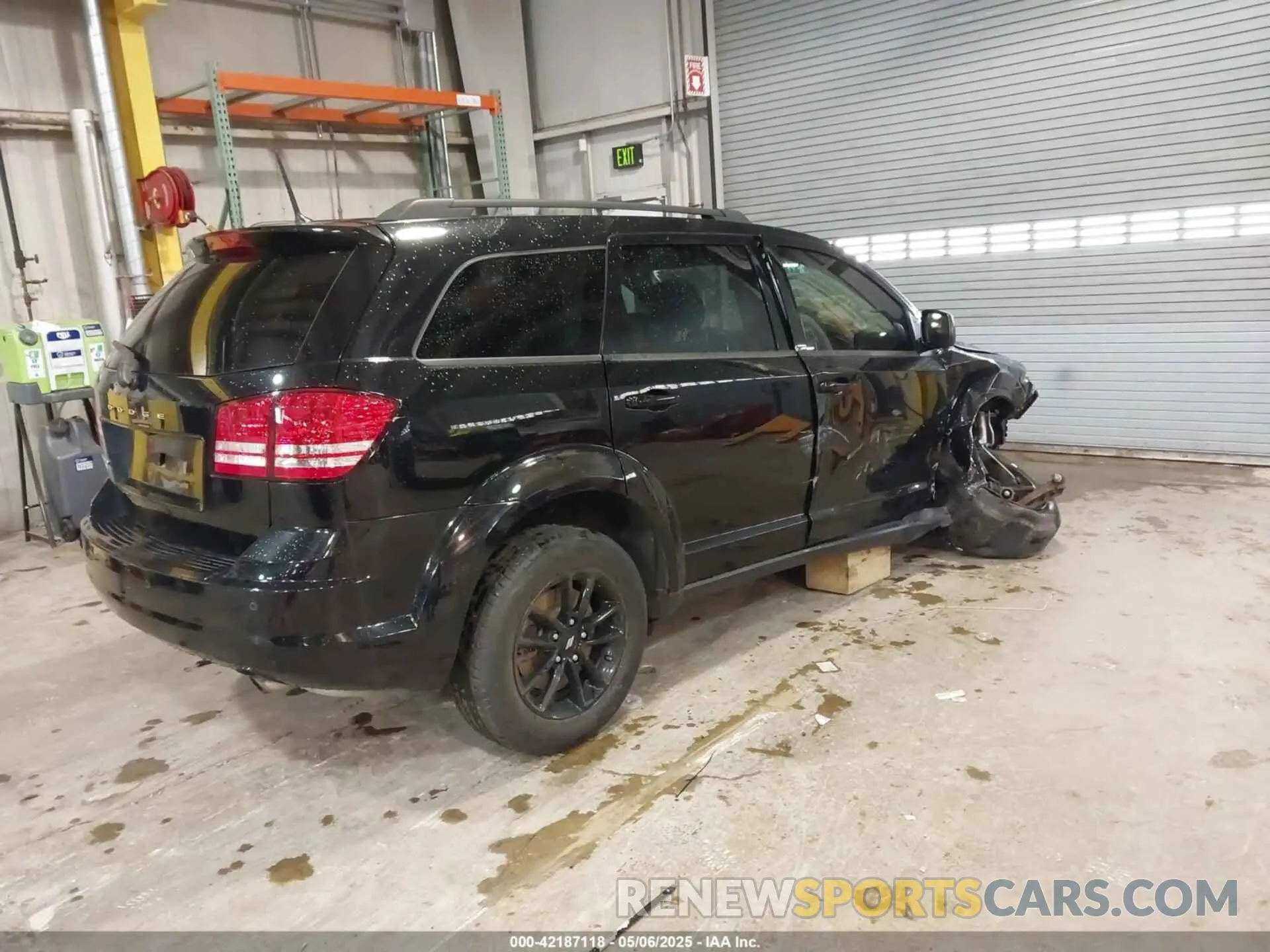 3 Photograph of a damaged car 3C4PDCAB1LT268213 DODGE JOURNEY 2020
