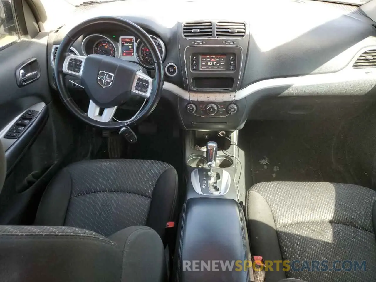 8 Фотография поврежденного автомобиля 3C4PDCAB1LT274125 DODGE JOURNEY 2020