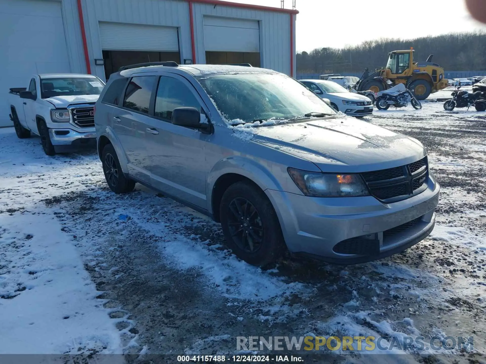 1 Photograph of a damaged car 3C4PDCAB2LT207601 DODGE JOURNEY 2020