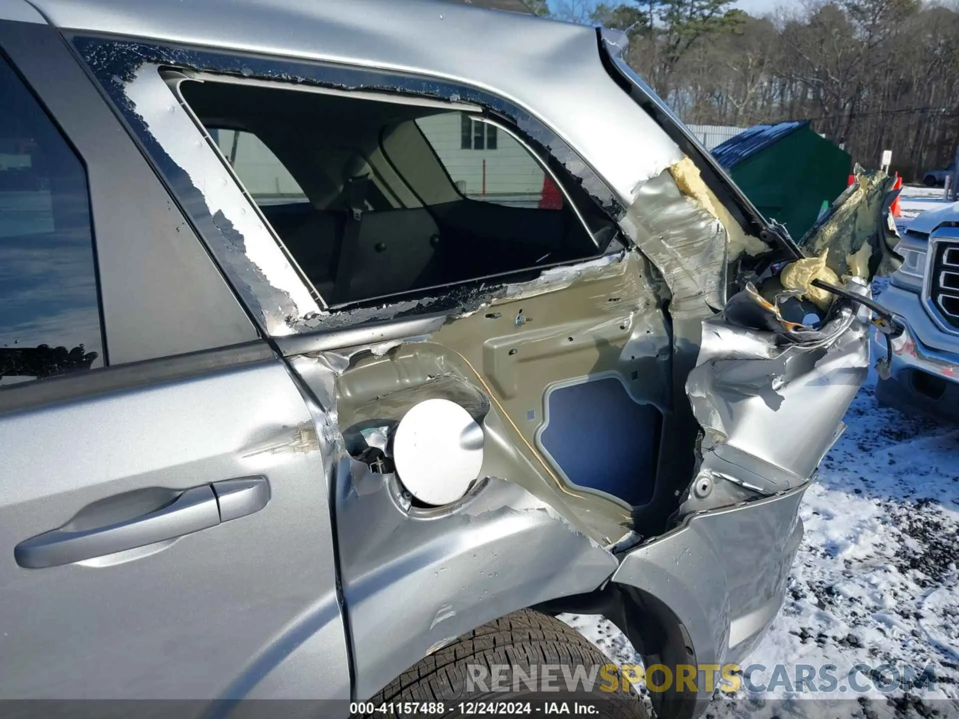 6 Photograph of a damaged car 3C4PDCAB2LT207601 DODGE JOURNEY 2020