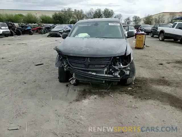 11 Photograph of a damaged car 3C4PDCAB2LT268219 DODGE JOURNEY 2020