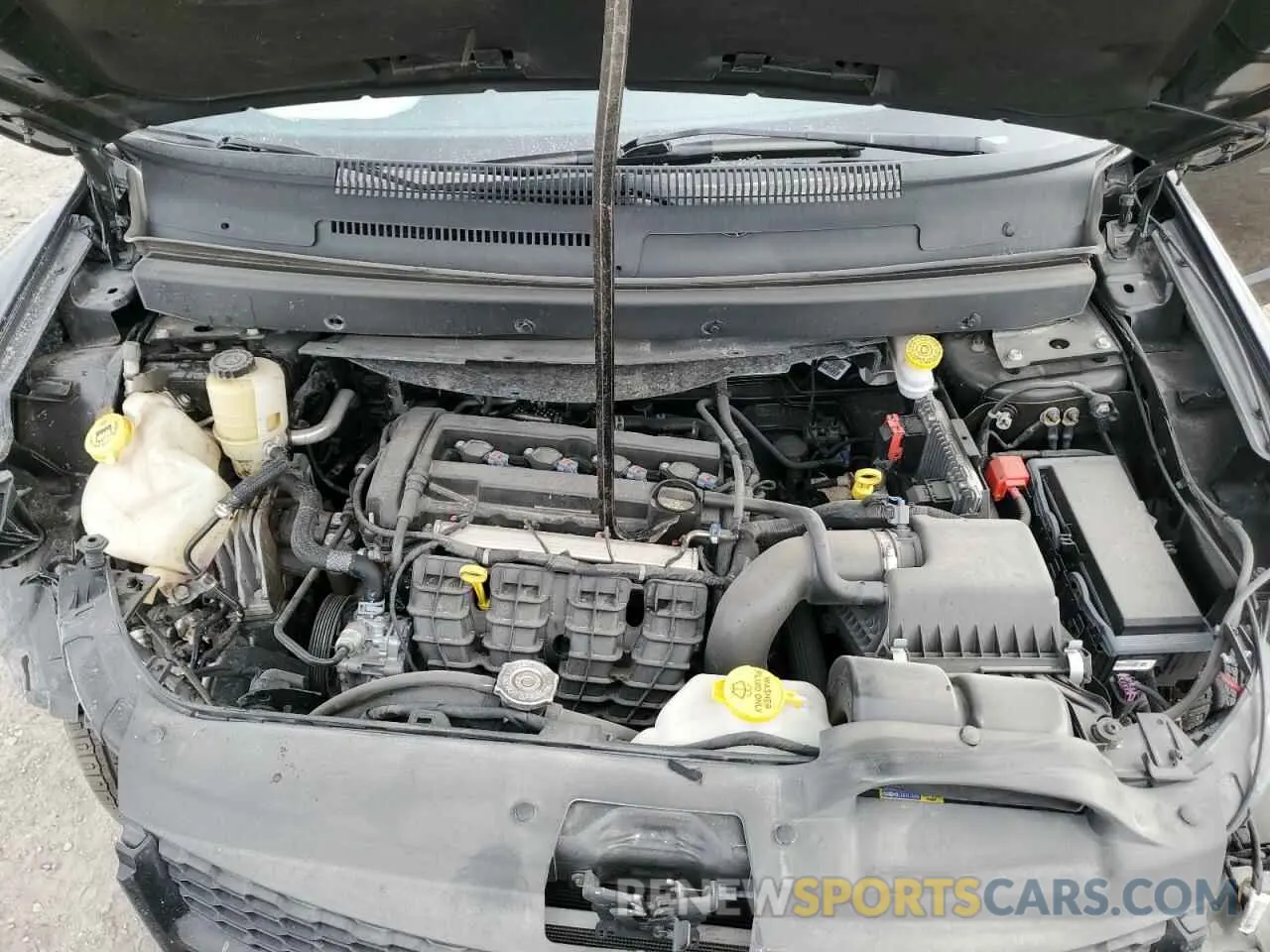 14 Photograph of a damaged car 3C4PDCAB2LT268219 DODGE JOURNEY 2020