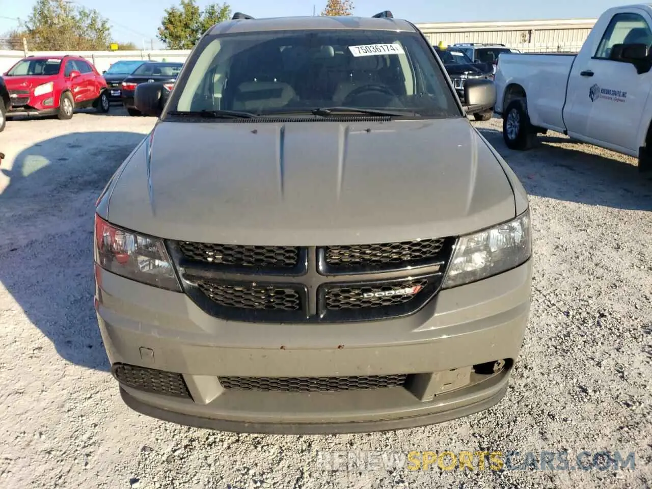 5 Photograph of a damaged car 3C4PDCAB2LT276997 DODGE JOURNEY 2020