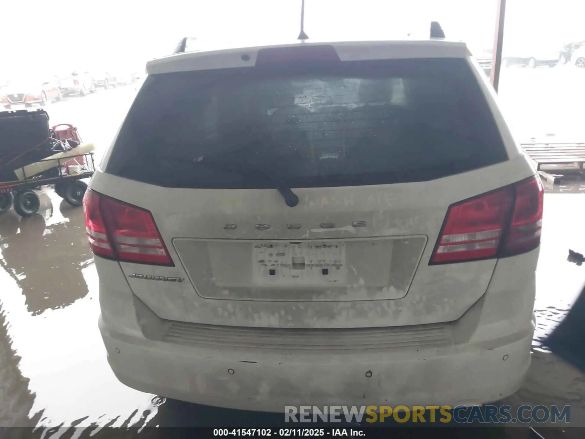 16 Photograph of a damaged car 3C4PDCAB3LT183311 DODGE JOURNEY 2020