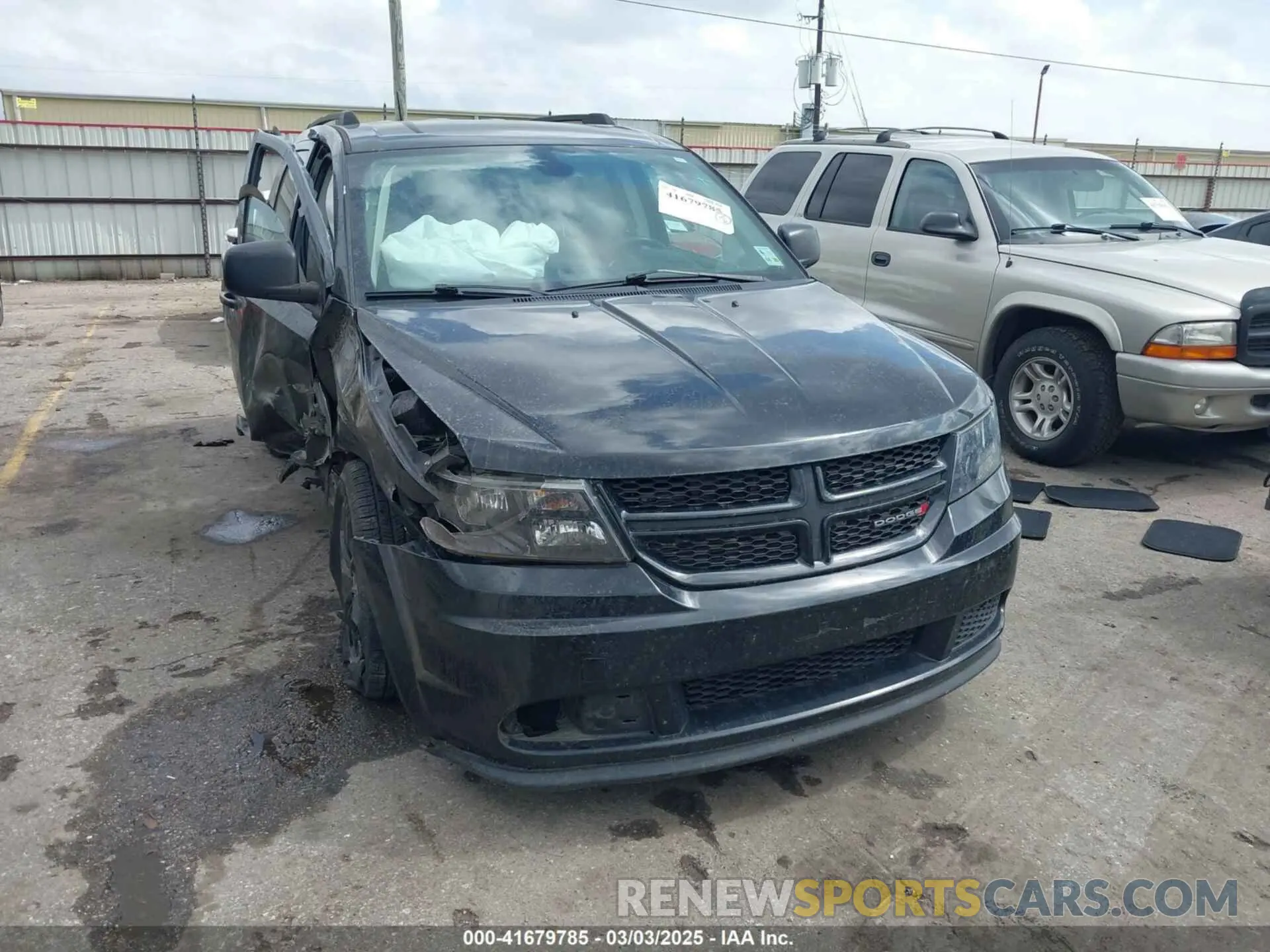 1 Фотография поврежденного автомобиля 3C4PDCAB3LT261747 DODGE JOURNEY 2020