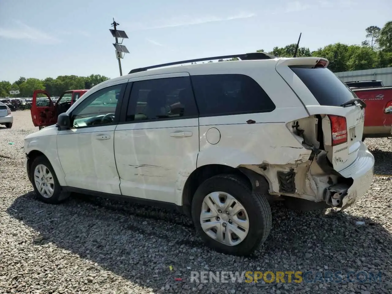 2 Photograph of a damaged car 3C4PDCAB3LT262784 DODGE JOURNEY 2020